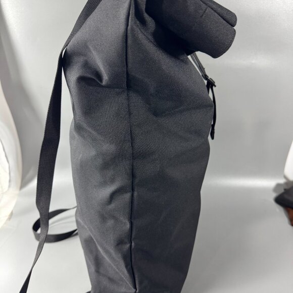 NWOT On Running The Ambassador Tote Backpack. Black - Picture 6 of 12